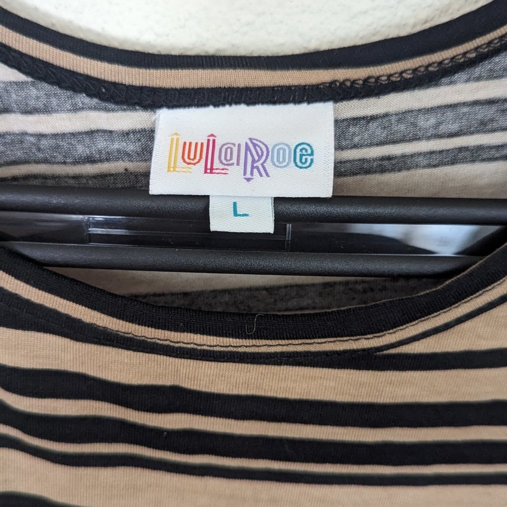 Lularoe Carly Dress - Picture 4 of 5